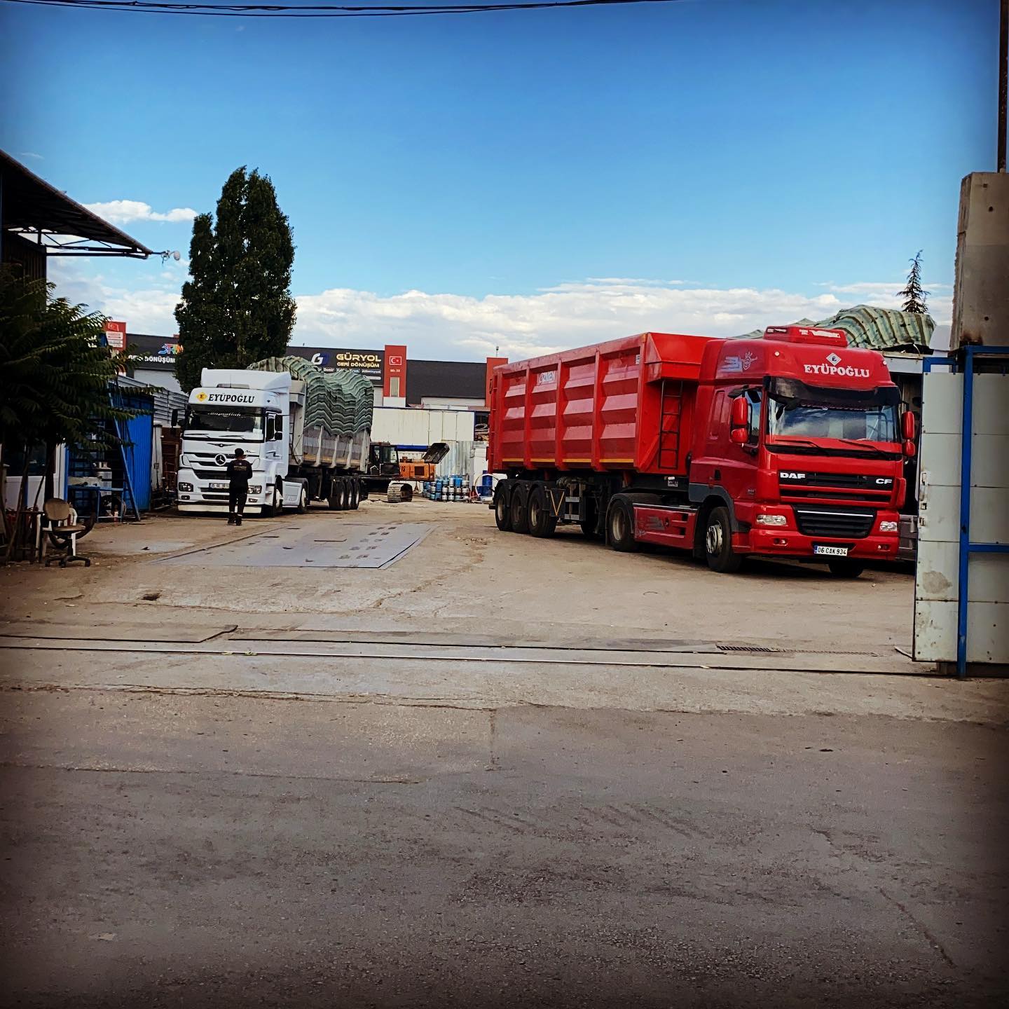EYP, Eyüpoğlu, Eyüpoğlu Geri Dönüşüm, Geri Dönüşüm, Hurda Metal Alım Satım, Tehlikesiz Atık Toplama Ayırma, Kablo Geri Dönüşüm, Ömrünü Tamamlamış Lastik Depolama, Fabrika Tesis Sökümü, Yıkım & Hafriyat, Hizmetlerimiz, Ürünlerimiz, Referanslarımız, İletişim, EYP İletişim, Eyüpoğlu İletişim, Hakkımızda, Kalite Politikası, Belgelerimiz
